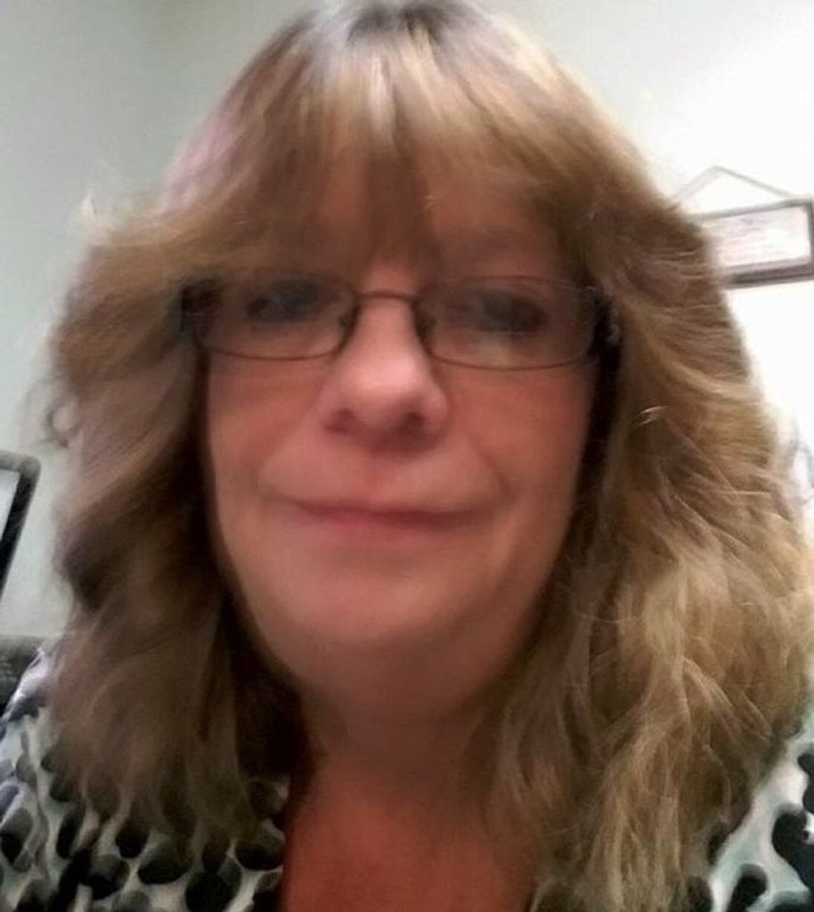 Shirley A (Holnapy)  Crow Profile Photo