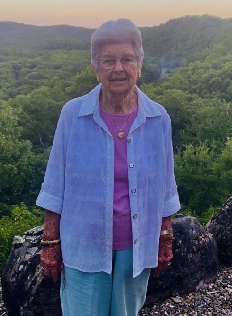 Juanell Carroll Hughes Profile Photo