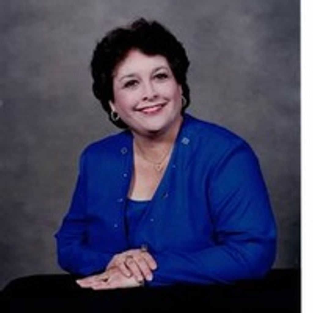 Enedia Vela