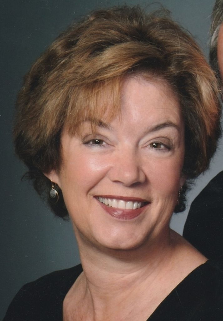 Leslie "Kit" Combs Profile Photo