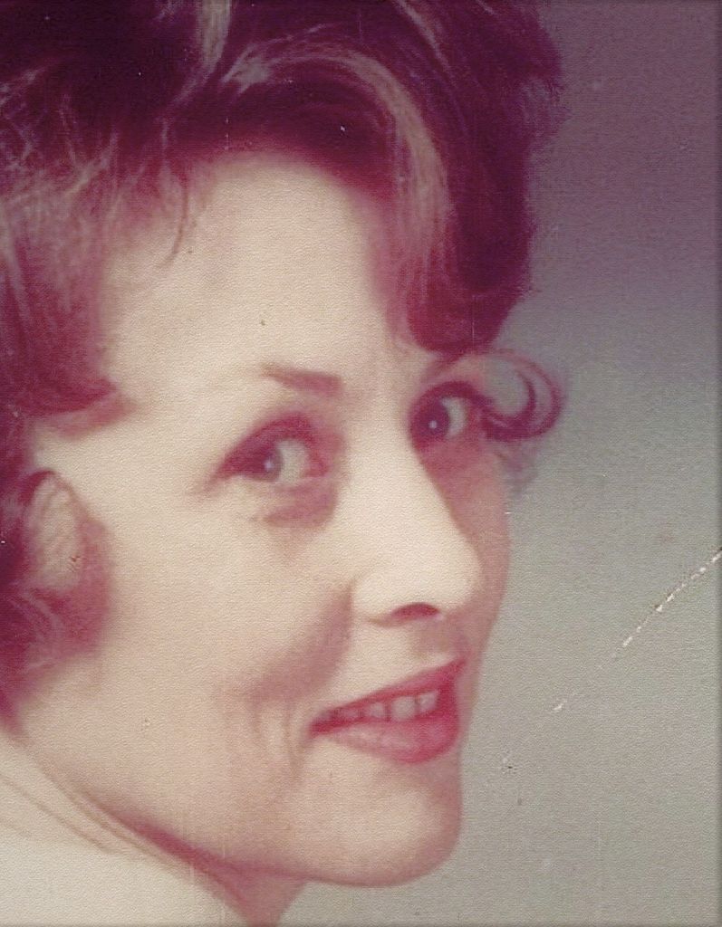 Lucia Yeaton Profile Photo