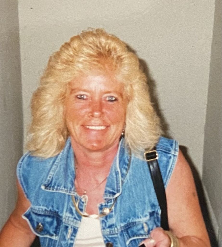 Barbara (Glidden)  Morgado Profile Photo