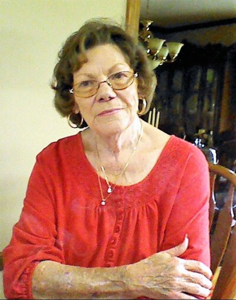 Paula Helton Daniel Profile Photo