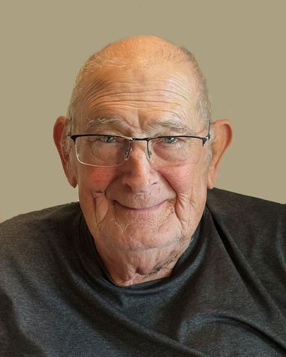 Kenneth Frost's obituary image