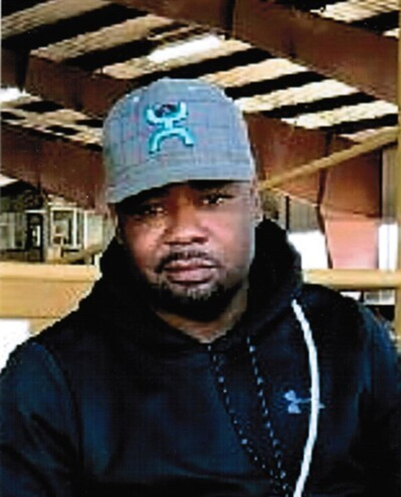 Charles Ray Martin-Walton Profile Photo