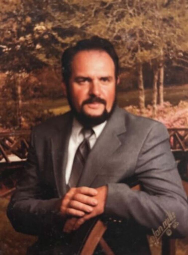 Hubert Thompson Profile Photo