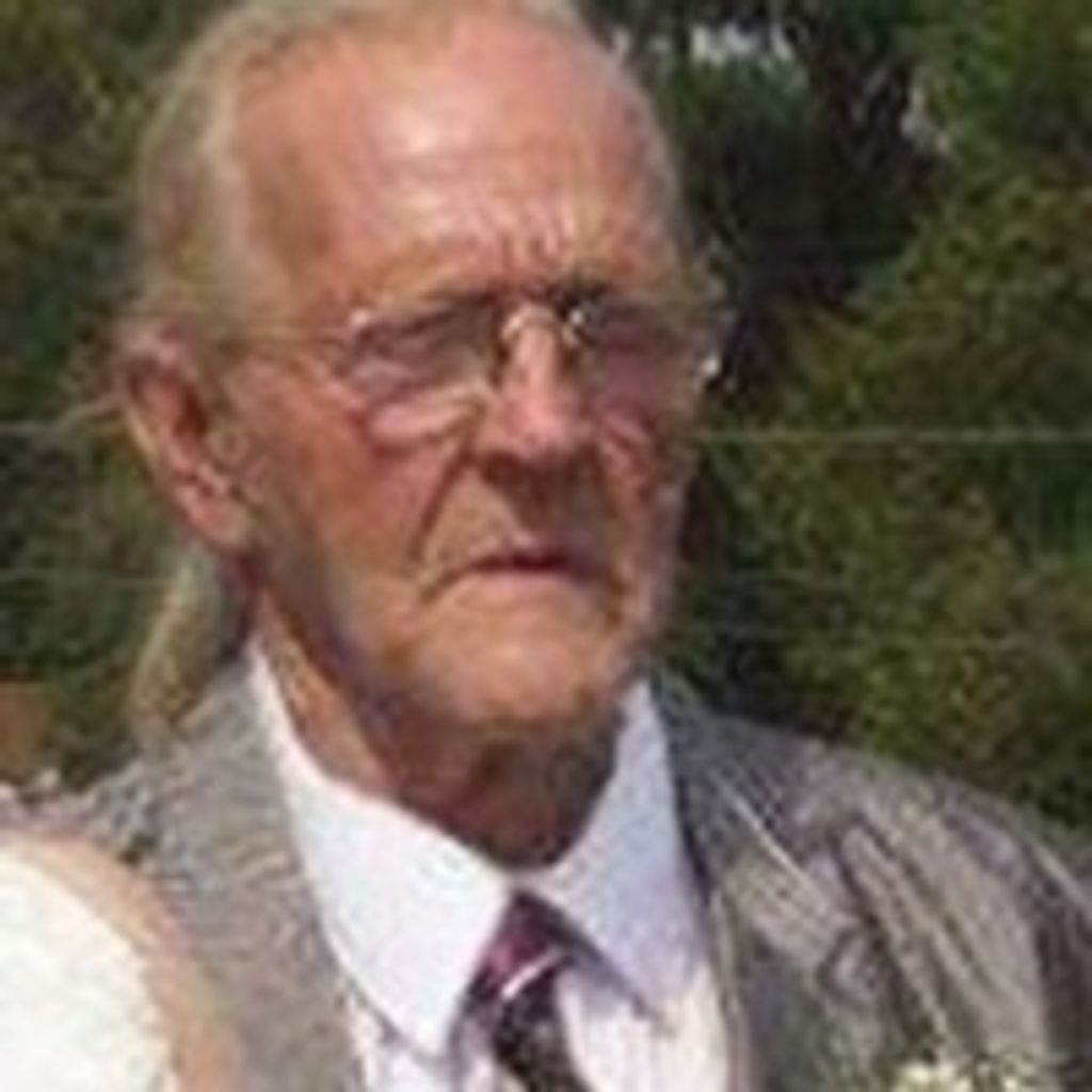 Dennis J Lavarnway Profile Photo