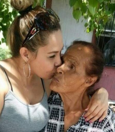 Maria Deleon Ambriz photo gallery thumbnail 10 of 187