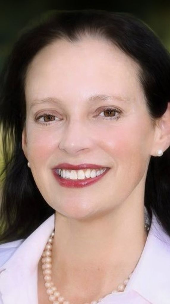 Laura Lyons-Karrh Profile Photo