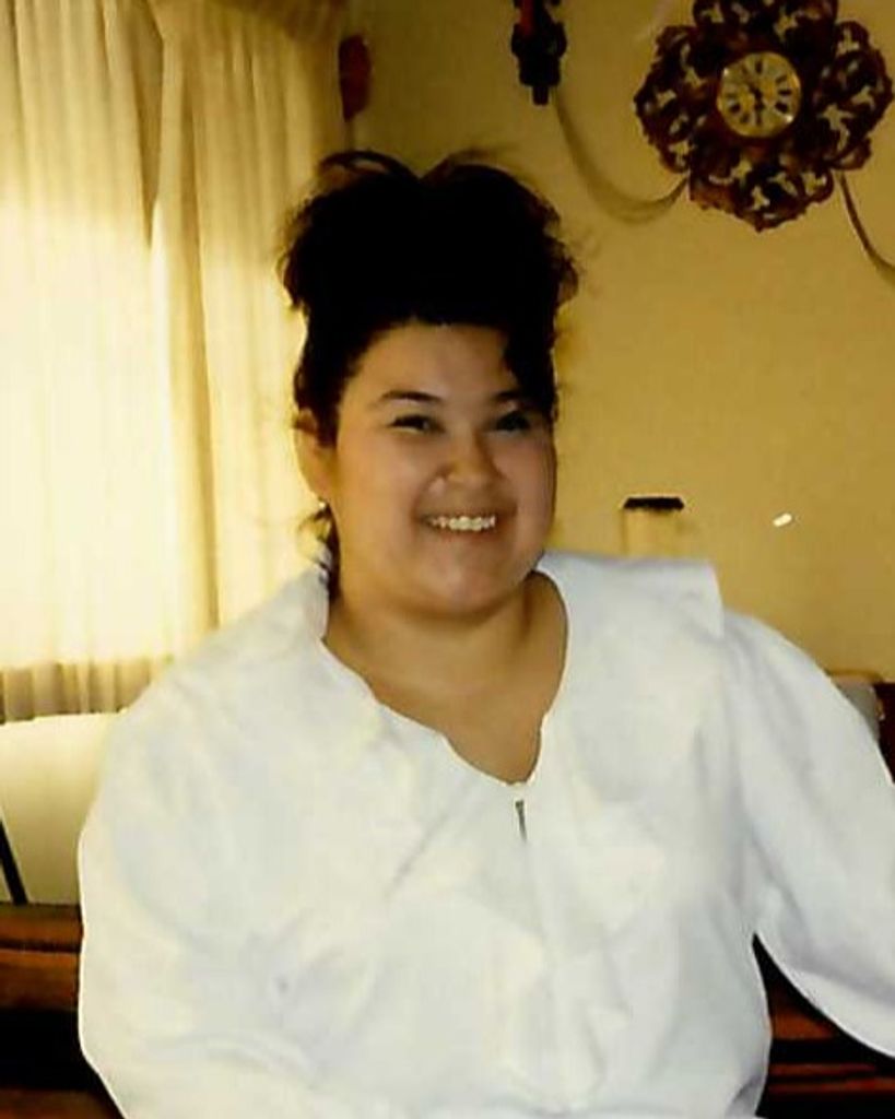 Louise Reynalda Salazar