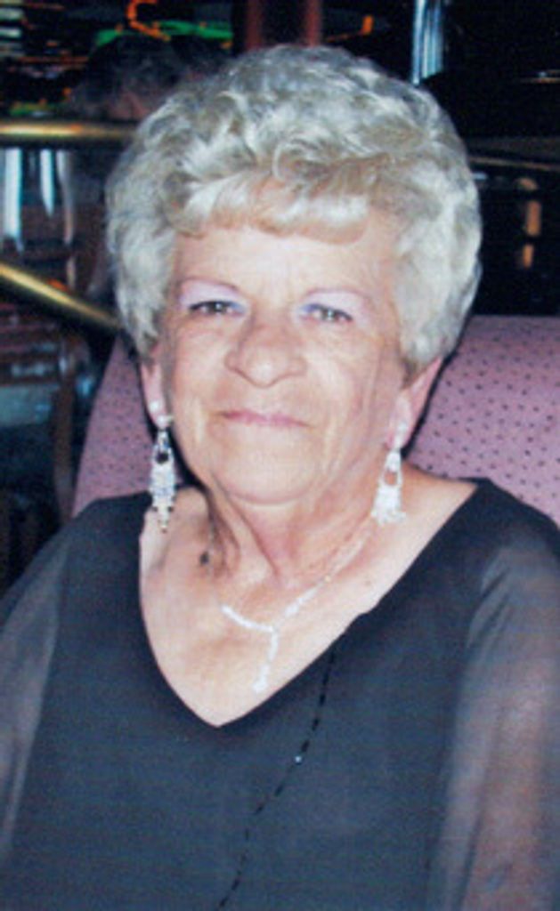 Lynda  Combs