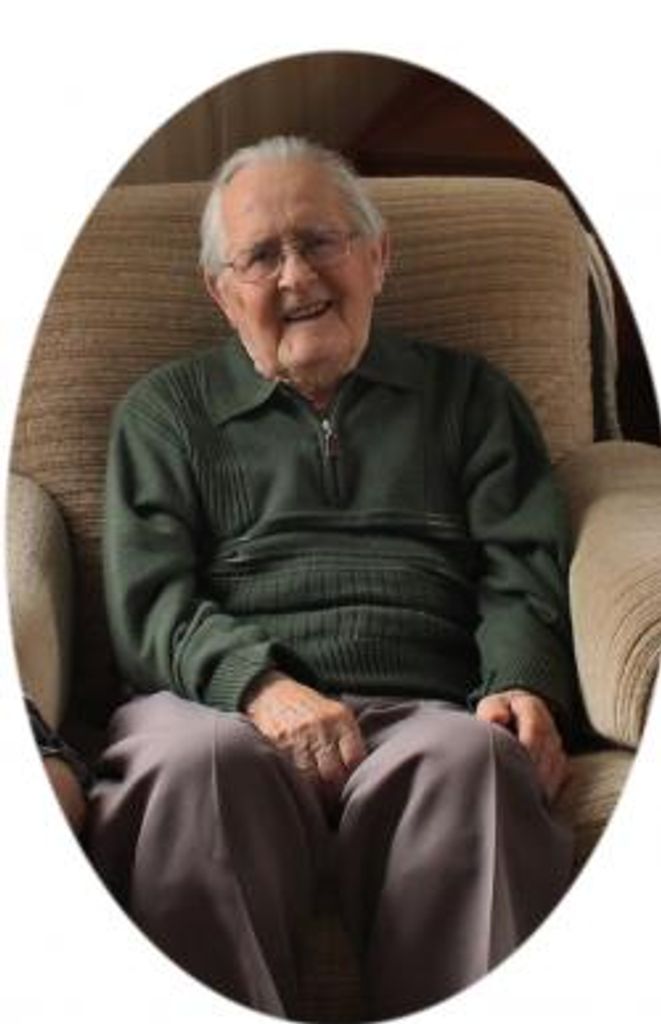 Adam Dekker Profile Photo