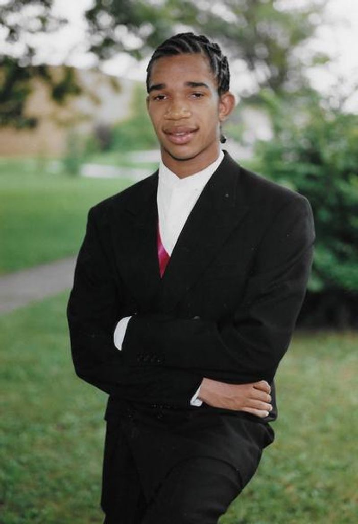 Jushun Edward Stricklin Profile Photo