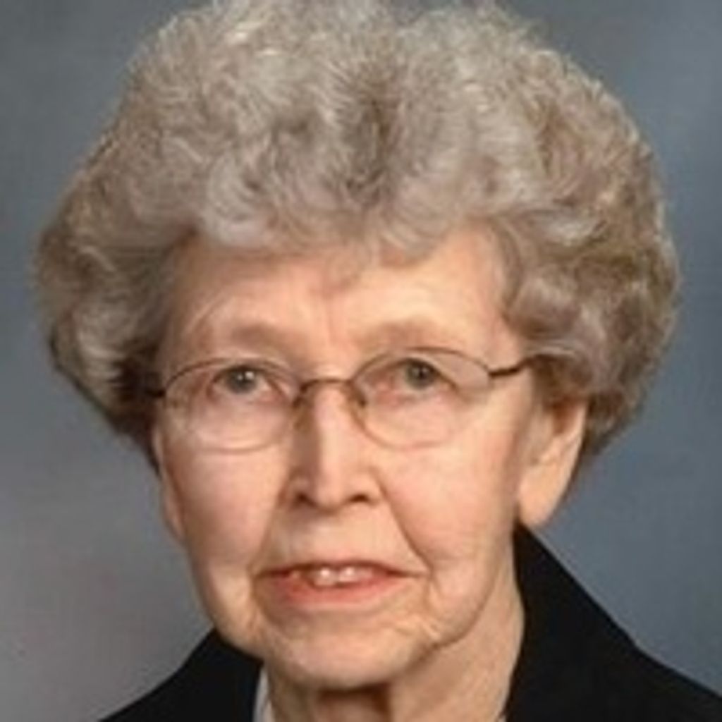 Lois P Winther