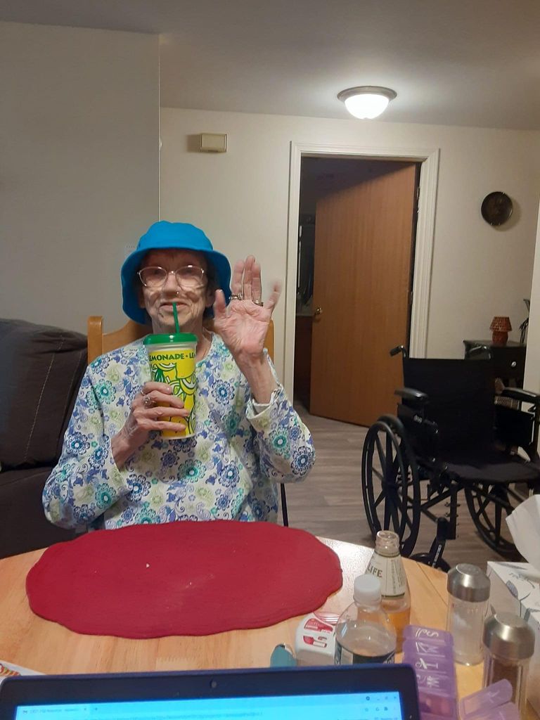 Lillian Lewis Steller Profile Photo