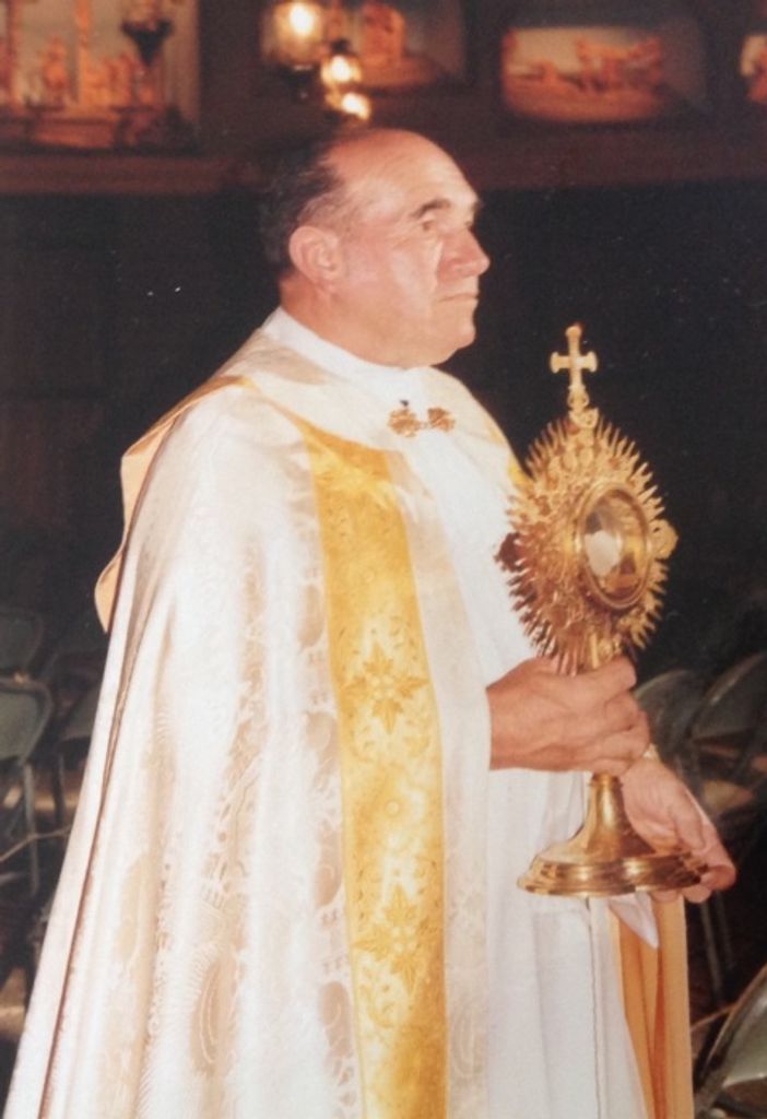 Reverend Daniel Farris Profile Photo