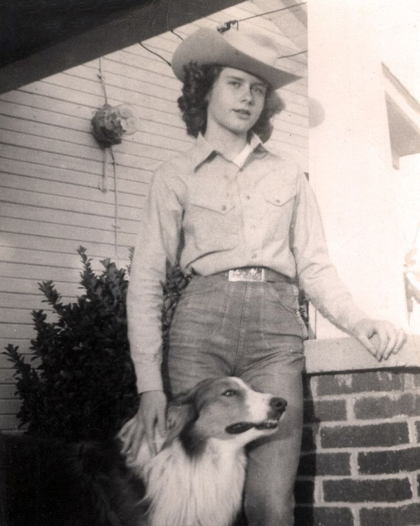 Eddie Carolyn (Dusek) Henry
