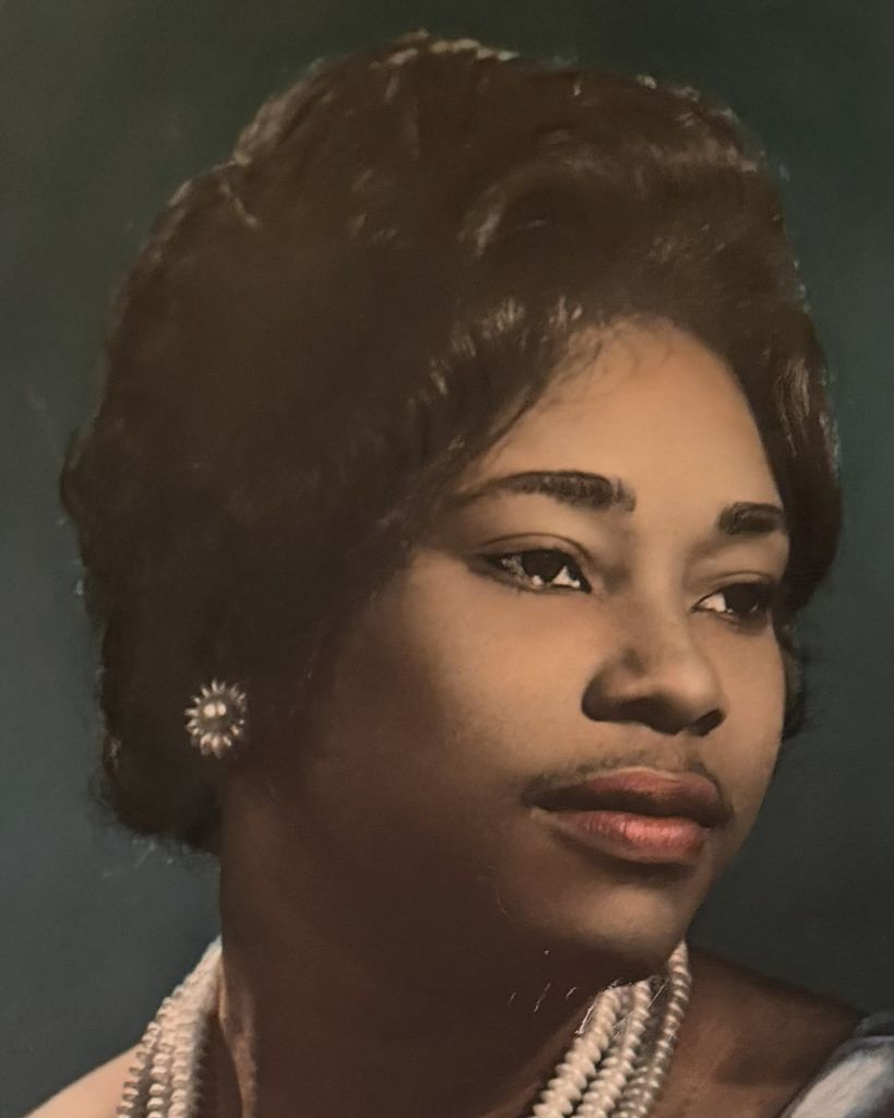 Jacqueline P Knight
