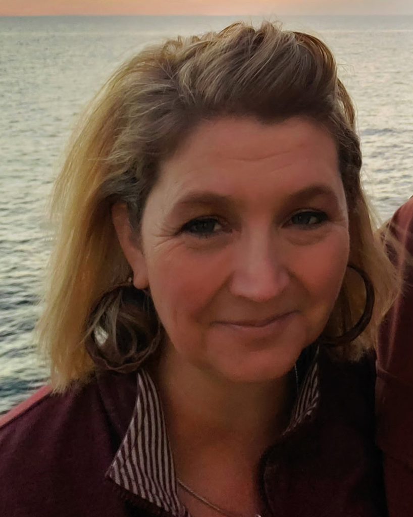 Sandra Christine Smits