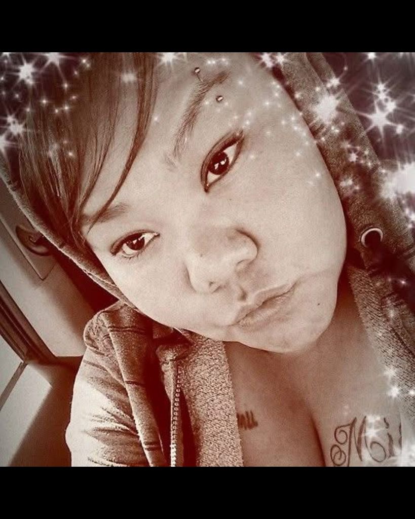 La'Stelle Starr Wall