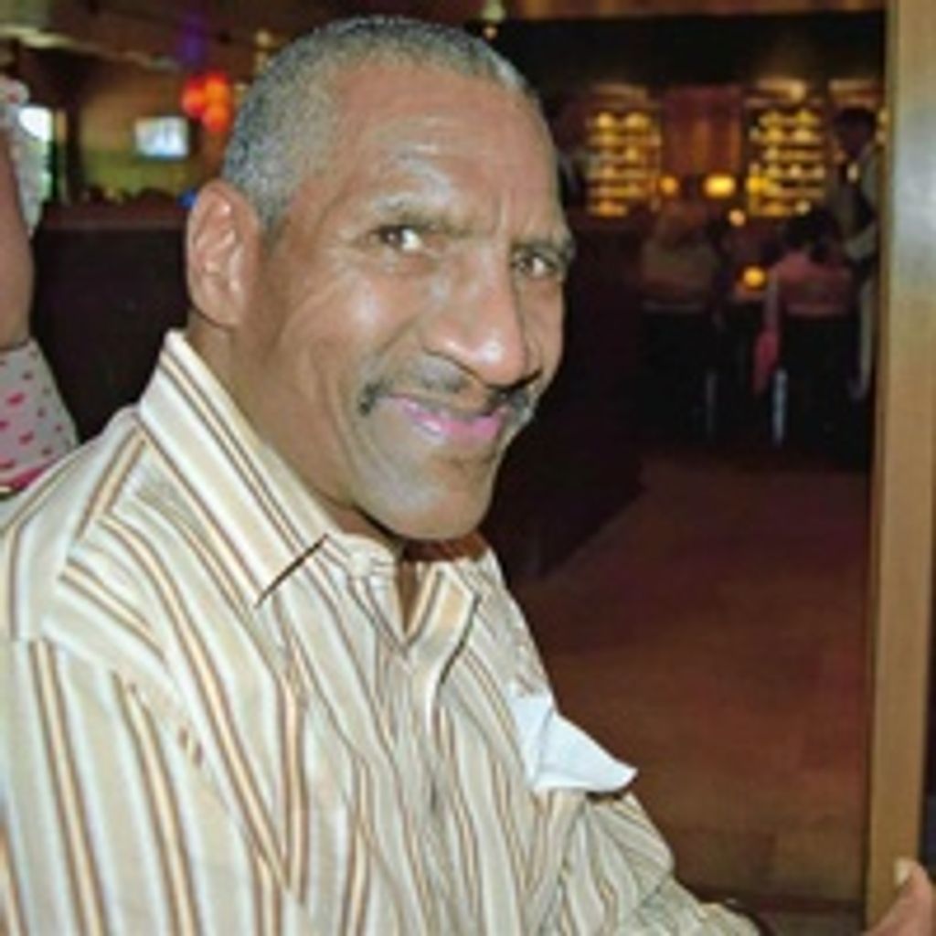 Dewayne  A Davis