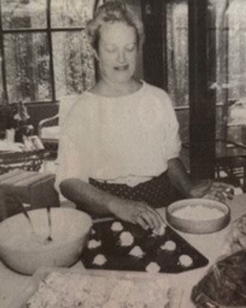 Sandra Stone Linker