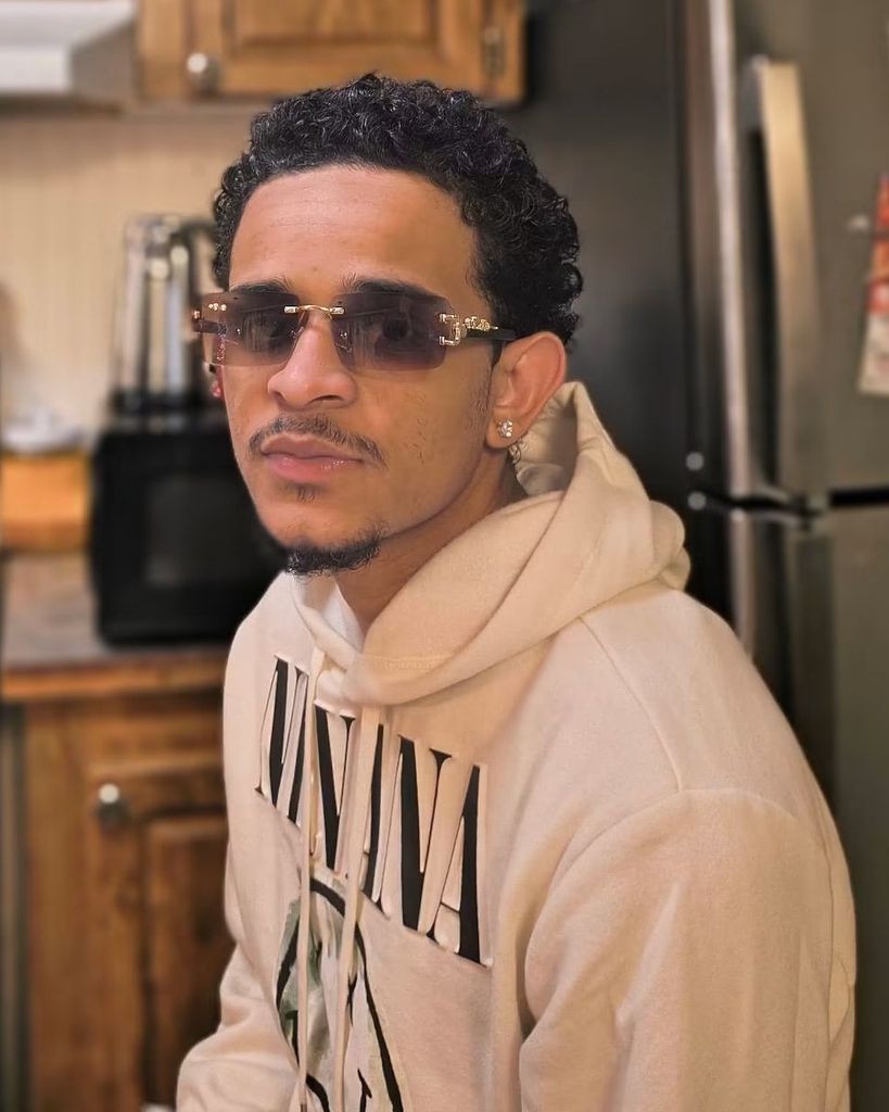 Elijah Hall Profile Photo