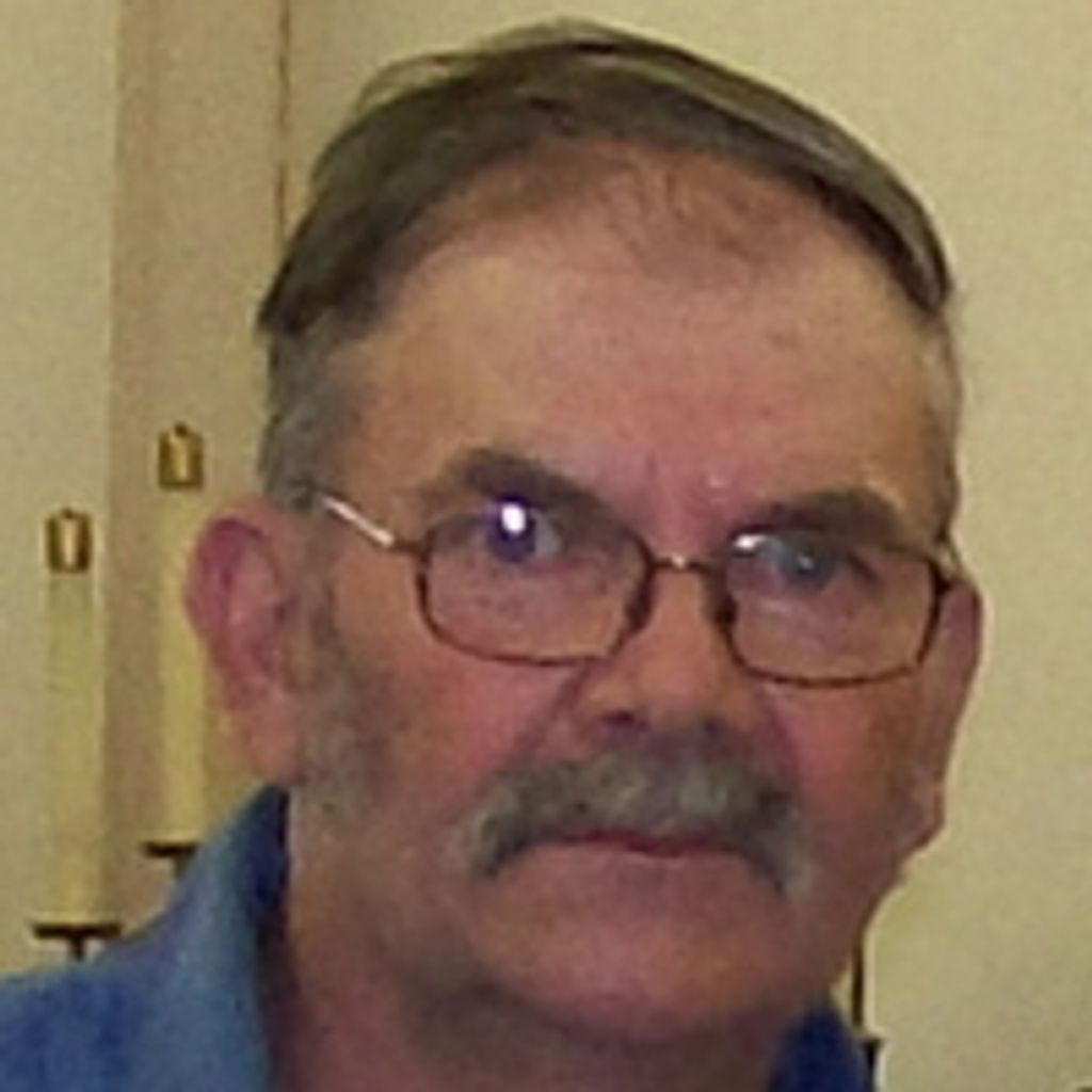 Eugene E. Yackel Profile Photo