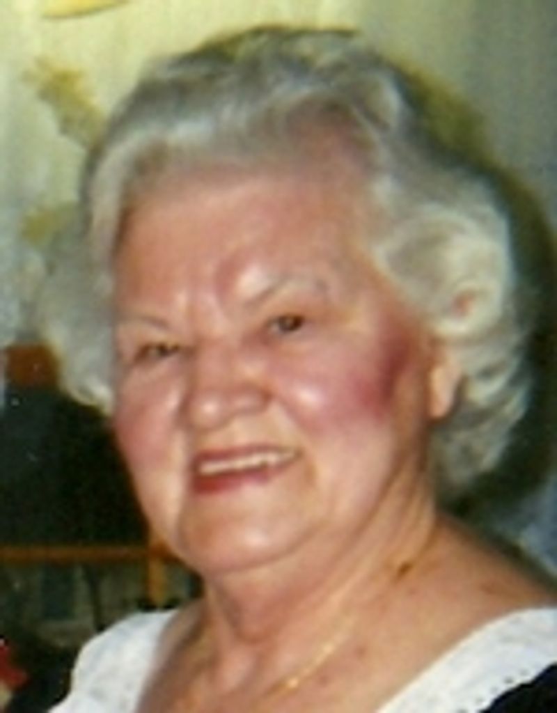 Genevieve (Roberts)  Stump