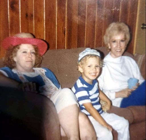 Loretta Rogers photo gallery thumbnail 124 of 126