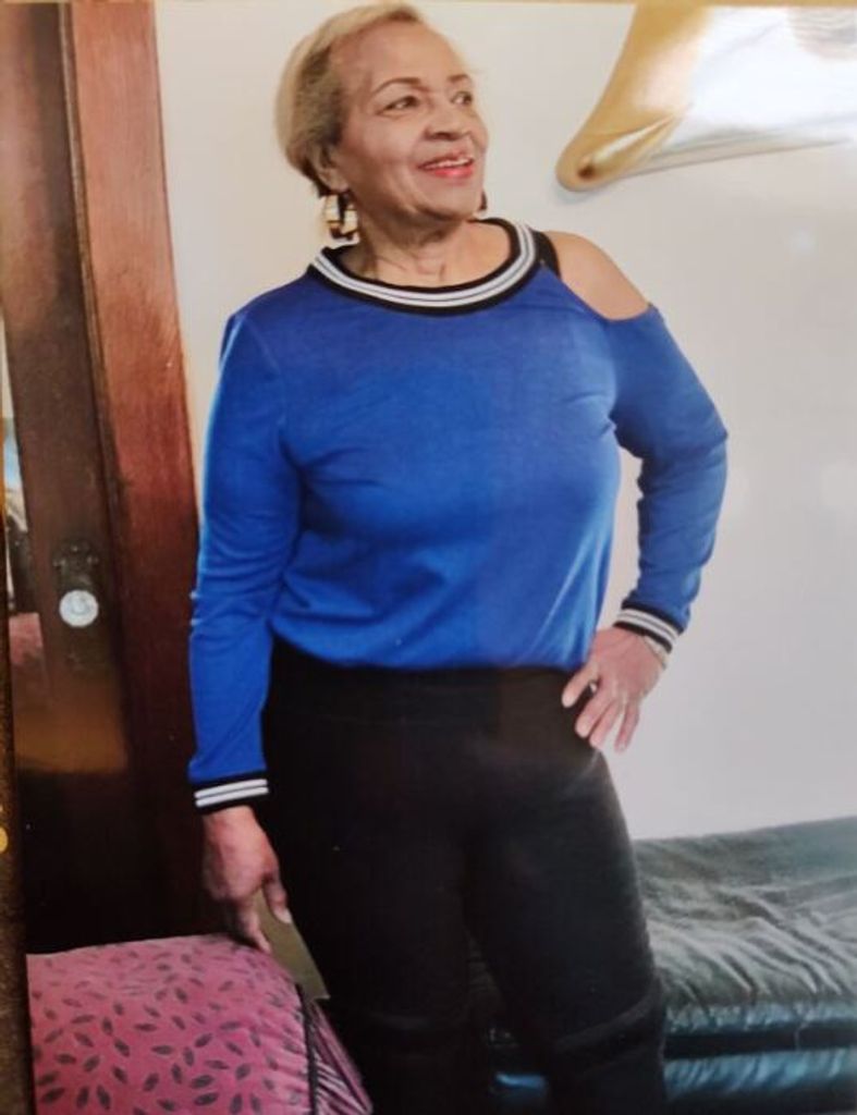 Lois Hill