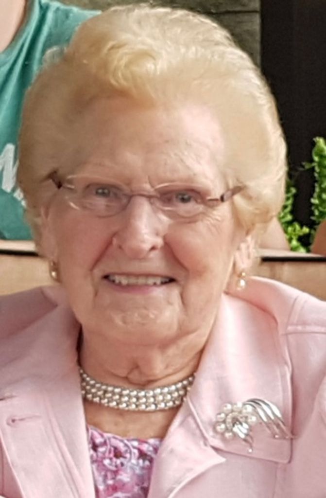 Elizabeth Fleming Profile Photo