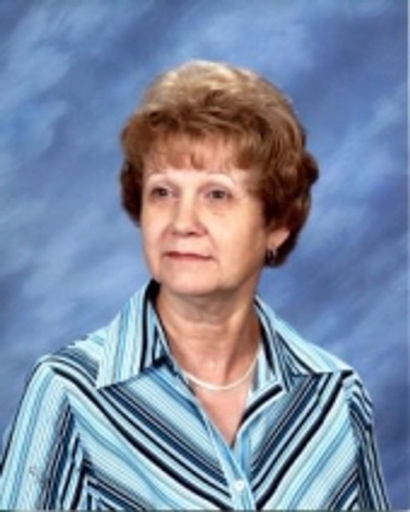  Margaret Breyley