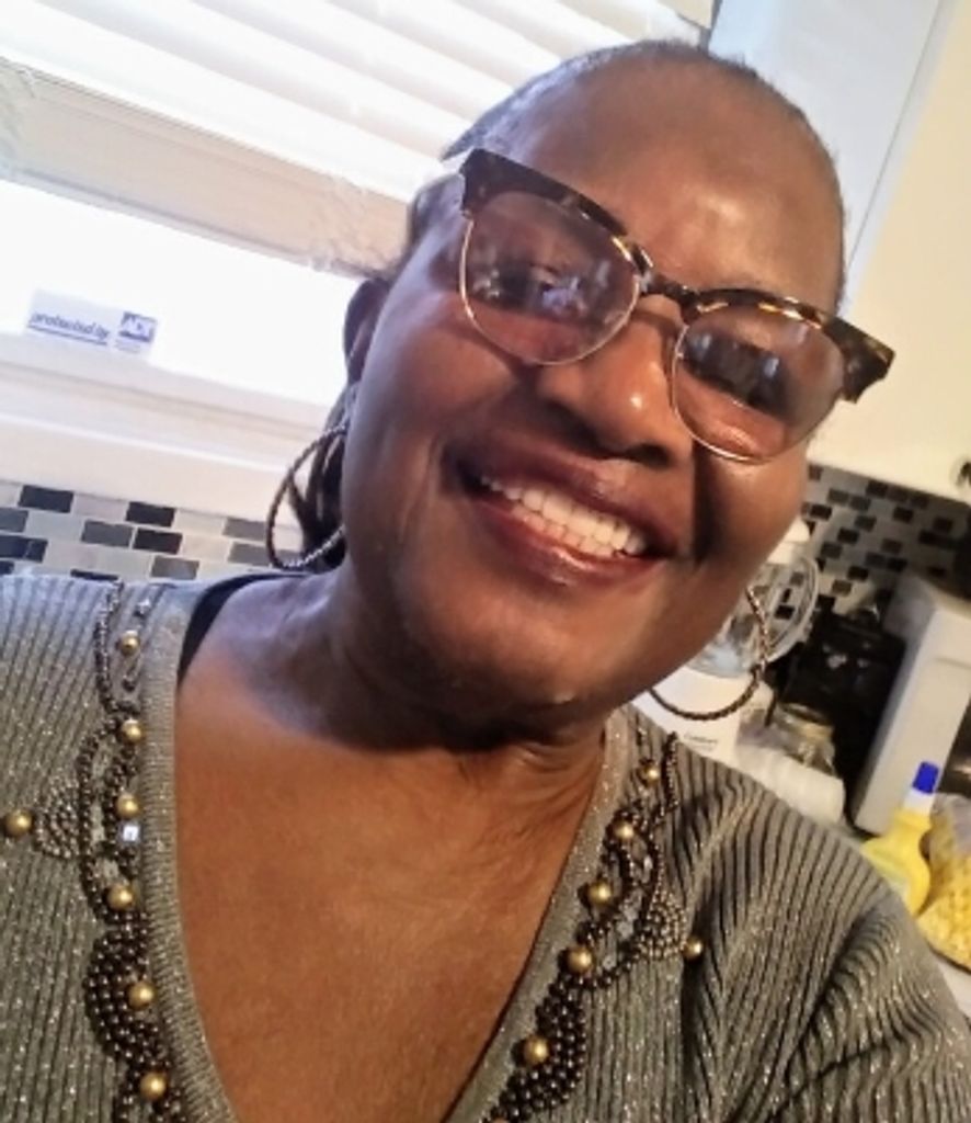 Lillian M Turner