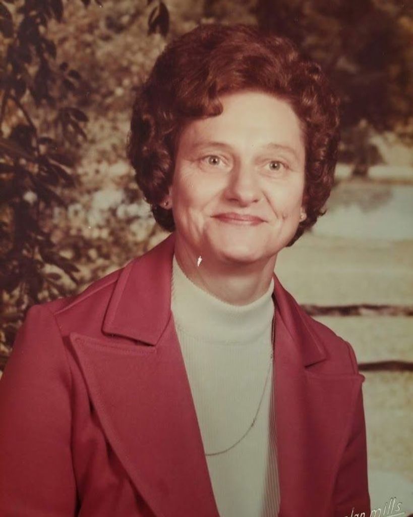 Lorraine "Dinah" McLamb