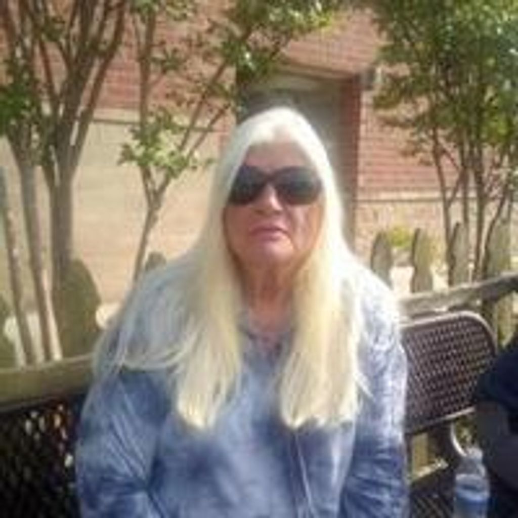 Vicki Arnott Kneece Profile Photo