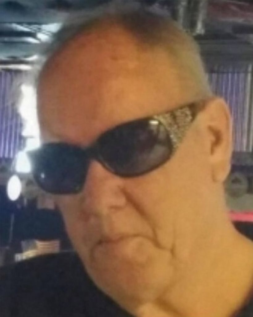 Johnny Lewis Profile Photo