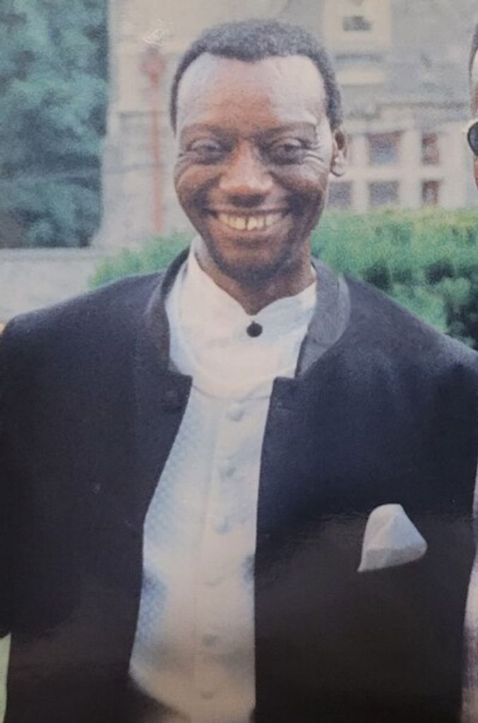 Robert Riddick Profile Photo
