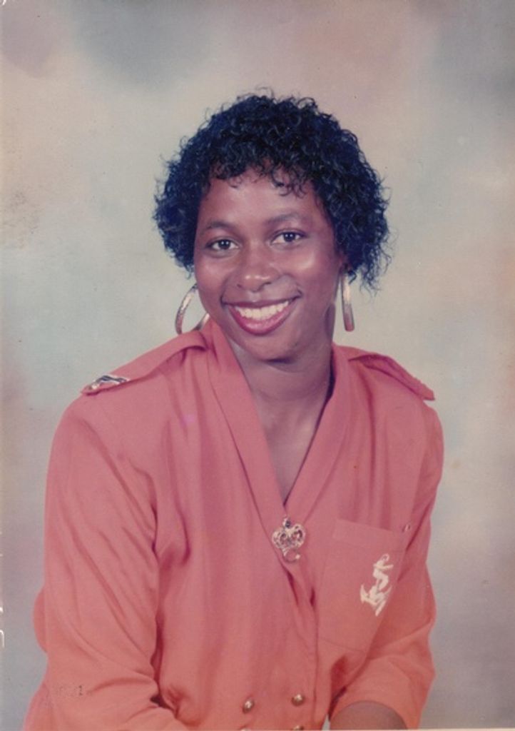 Stella Webb Profile Photo