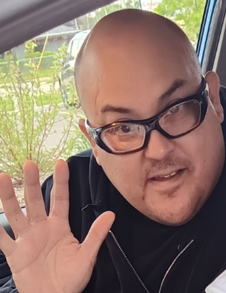 Mario J Torres