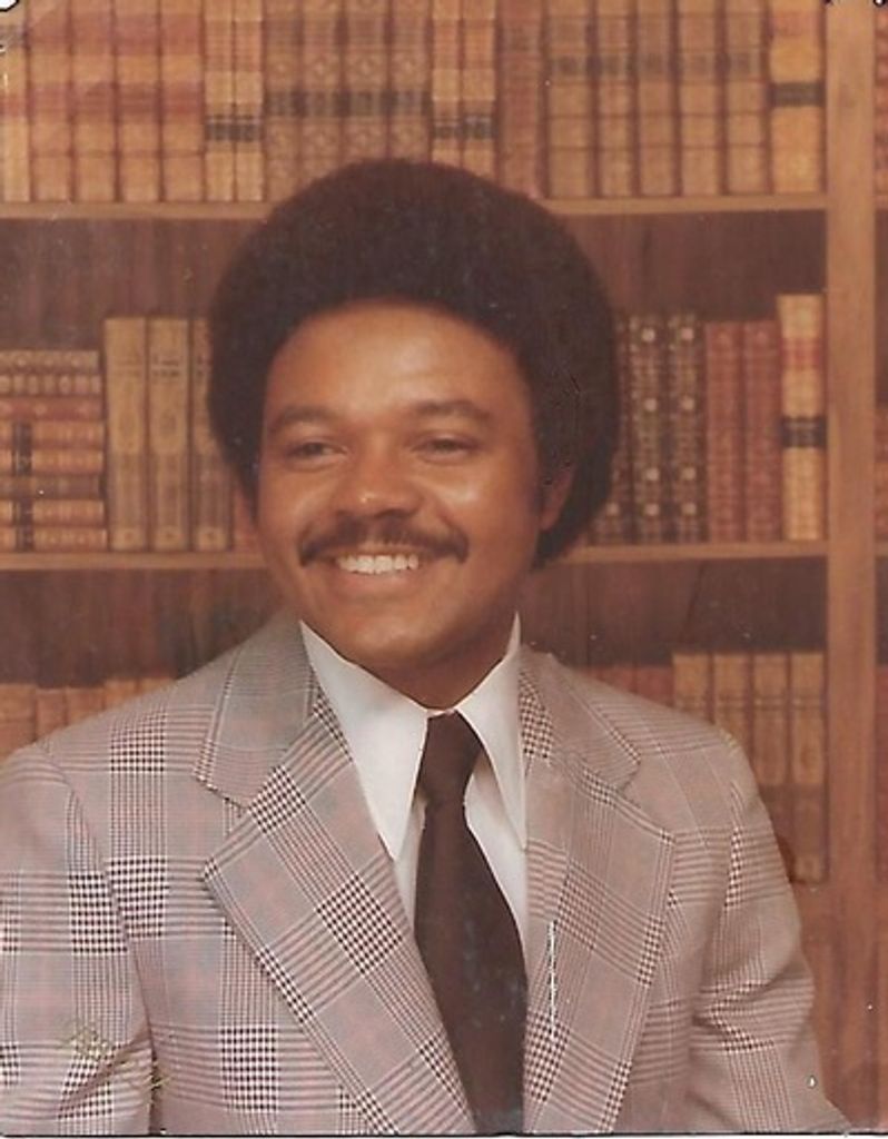 Vernon Carlton Walton