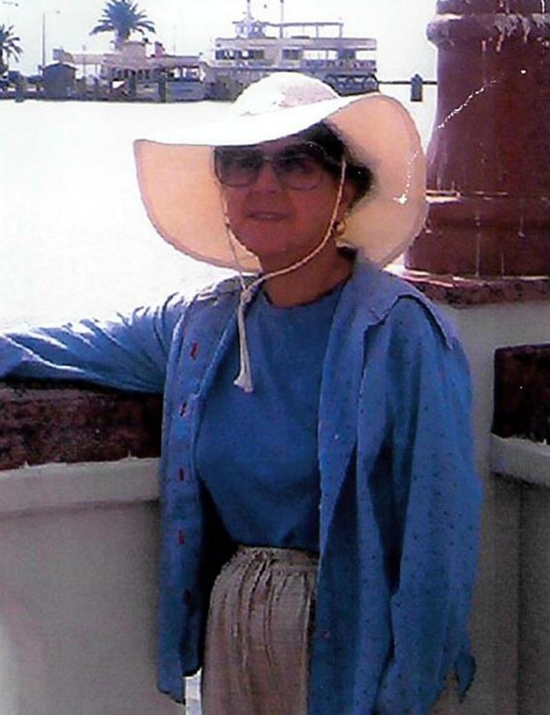 Lucia V. Hernandez Profile Photo