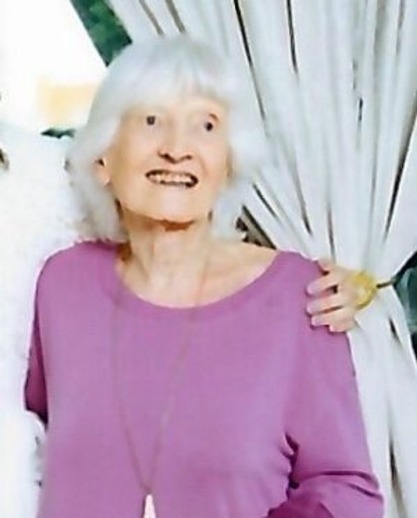 Alice May Hoaglund