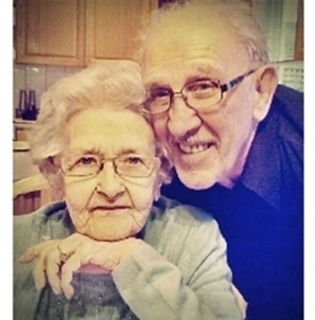 Arthur & Agnes Minichiello Profile Photo