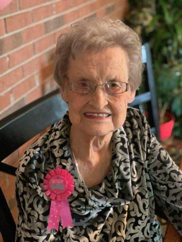 Nell Walker Profile Photo
