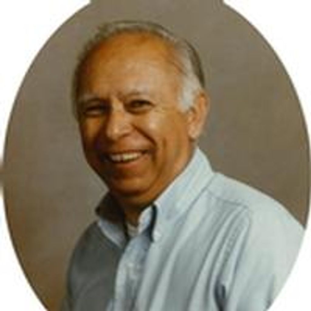 Luis  E. Godines