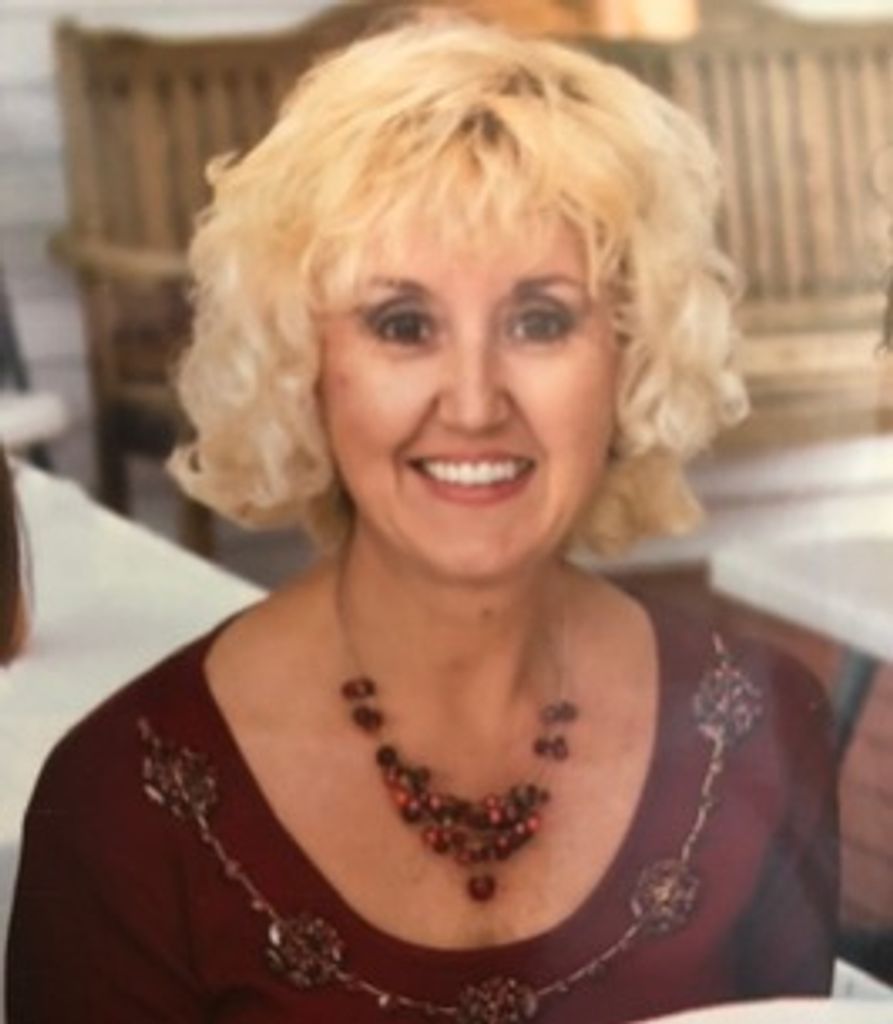 Karen "Cookie" Rosa Faust (Cook)