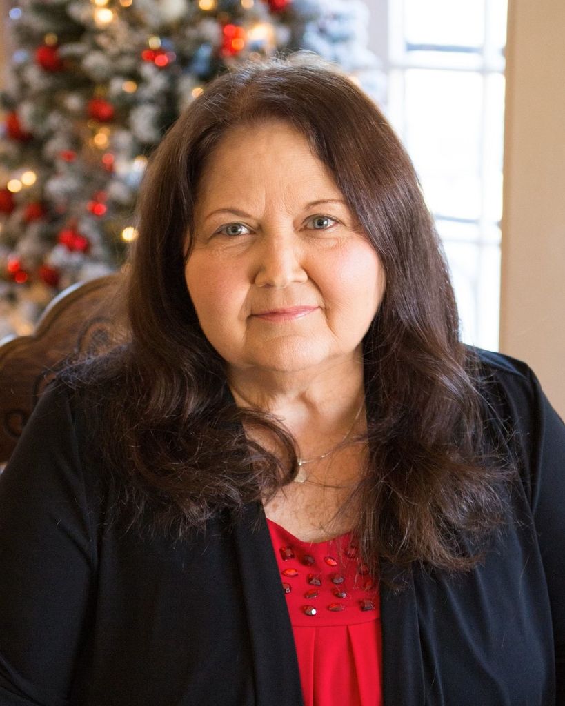 Carol Niehues Profile Photo