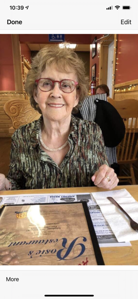 Elizabeth (Betty) Jane Hender Profile Photo