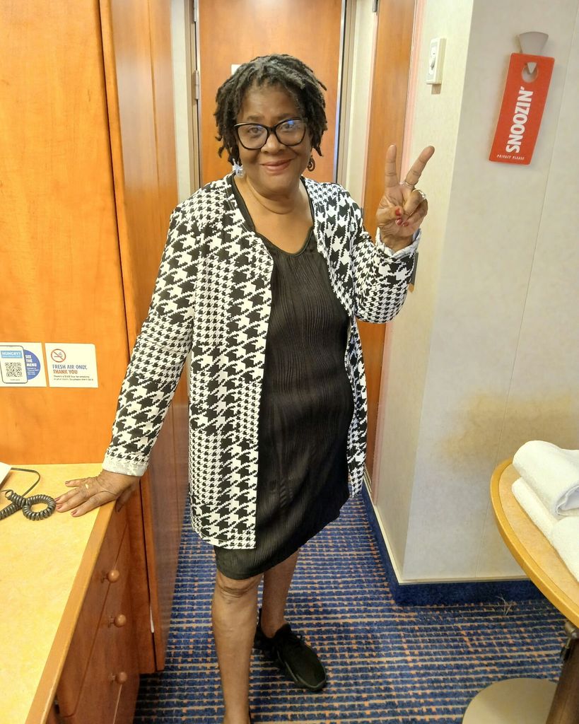 Flossiecennie "Yvonne" Green Profile Photo